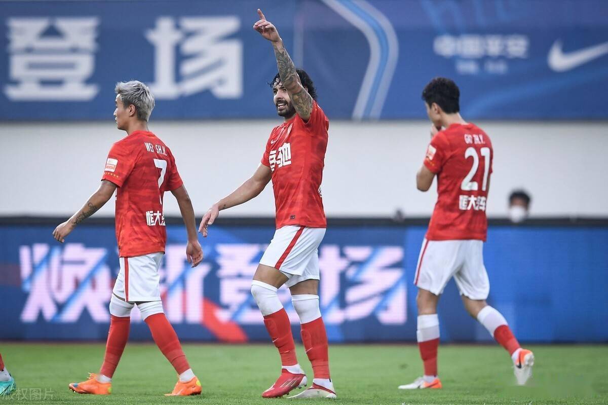 爱游戏在线登录 - 今日广东对阵辽宁巅峰对决 
