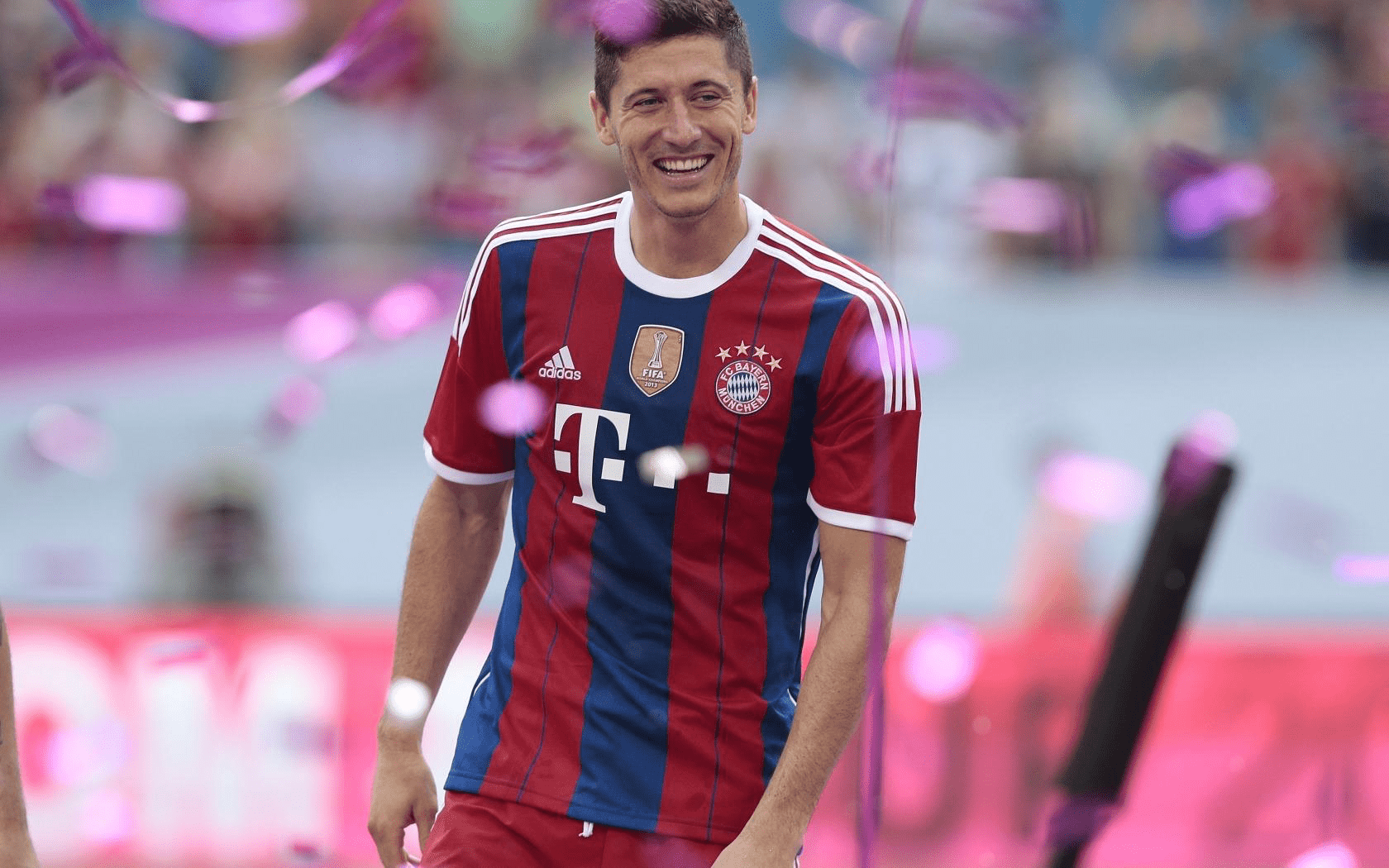 转会期瓦伦西亚备战德甲,篮板制胜细节流出,形势明朗,团队化学反应显著(曼联瓦伦西亚) 转会期瓦伦西亚备战德甲,篮板制胜细节流出,形势明朗,团队化学反应显著(曼联瓦伦西亚)