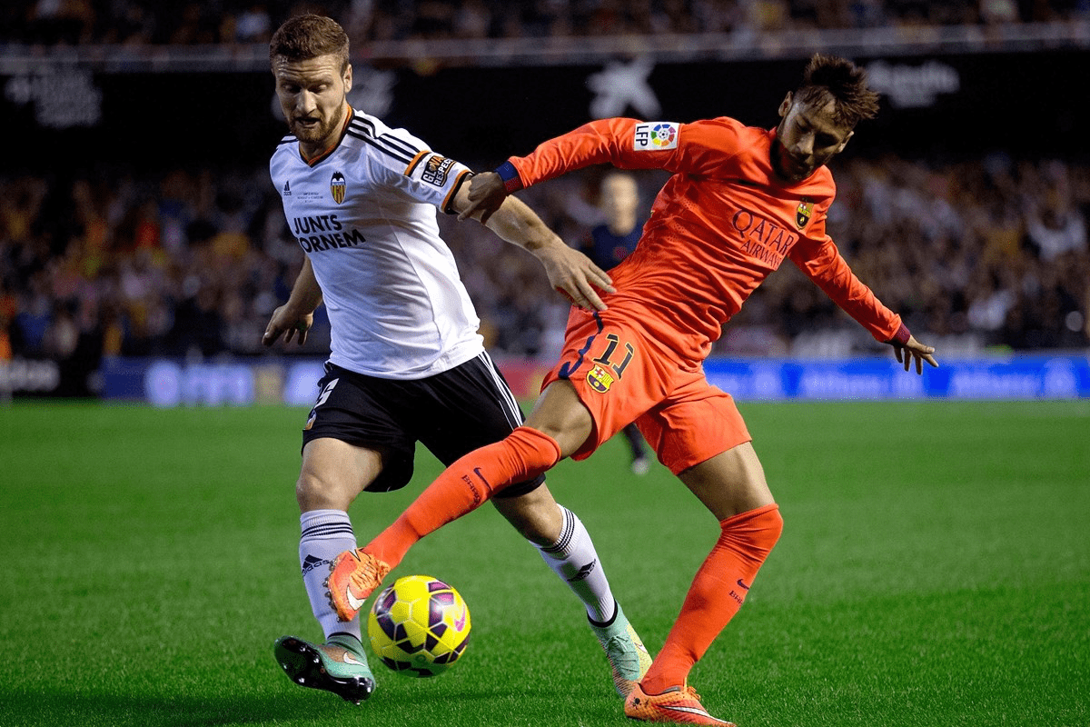 转会期瓦伦西亚备战德甲,篮板制胜细节流出,形势明朗,团队化学反应显著(曼联瓦伦西亚) 转会期瓦伦西亚备战德甲,篮板制胜细节流出,形势明朗,团队化学反应显著(曼联瓦伦西亚)