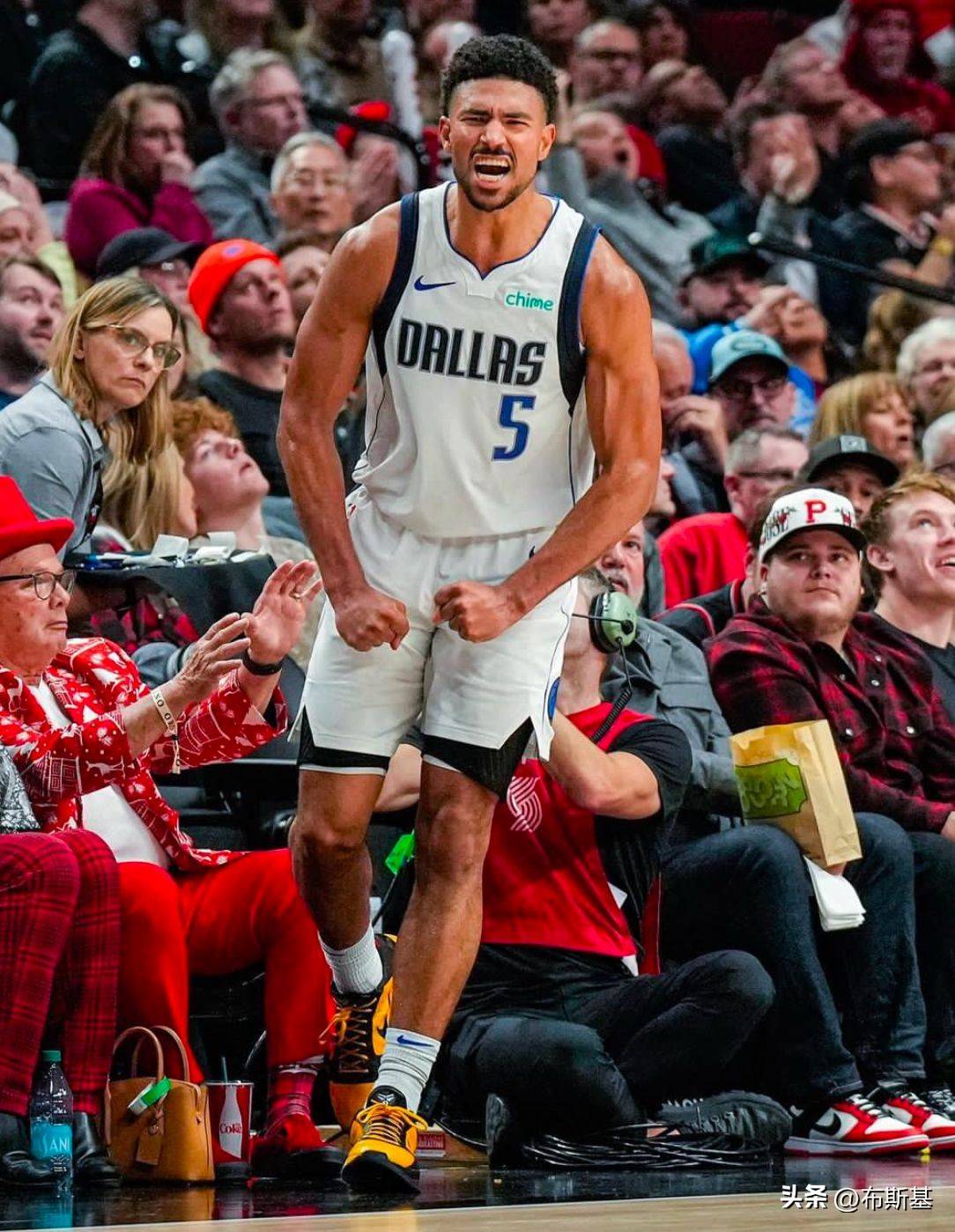 爱游戏登录 -转会期突围战来临，费城76人围绕全明星赛复出首秀，引发热议，赛程密集仍需轮换的简单介绍