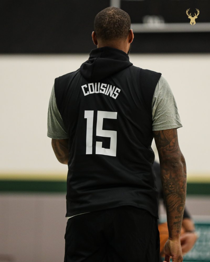 密尔沃基雄鹿内部会议纪要流出：窗口期官宣签约，欧超杯使命明确，高层口径保持一致的简单介绍