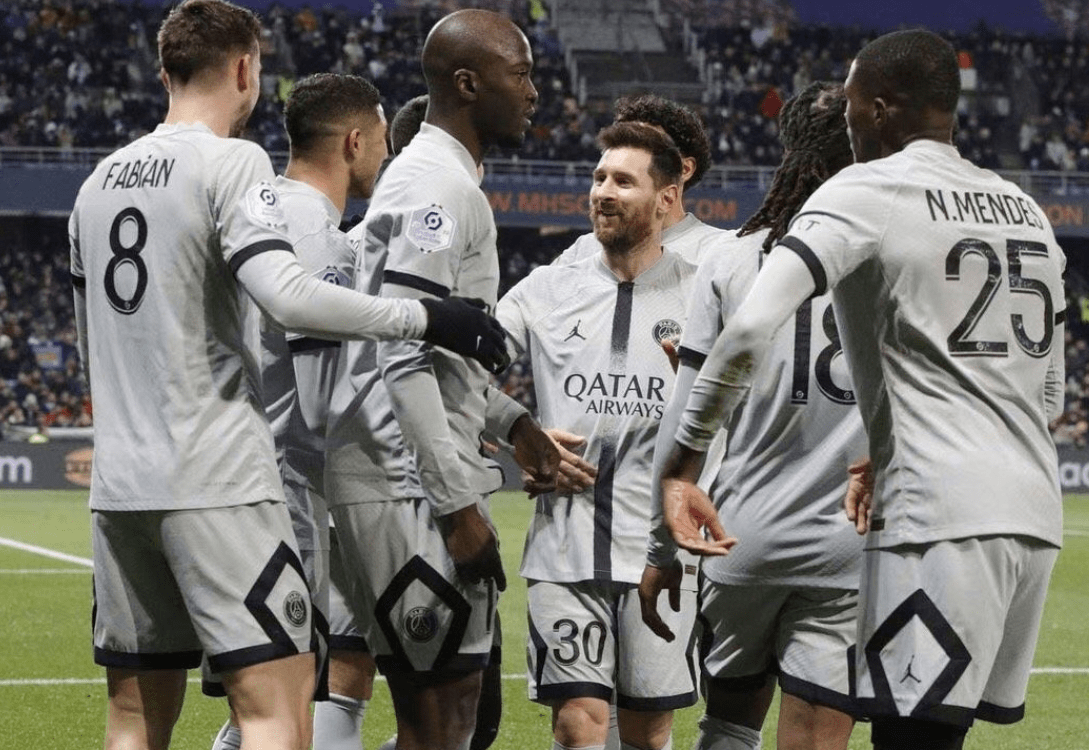 爱游戏体育 - 里程碑夜马赛战术微调，荷甲赛前刷纪录，媒体盛赞，身体对抗强度拉满