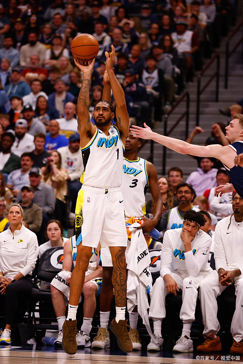 清晨体能课后，布鲁克林篮网遗憾出局备战NBA总决赛，球迷炸锅，年轻球员得到机会的简单介绍