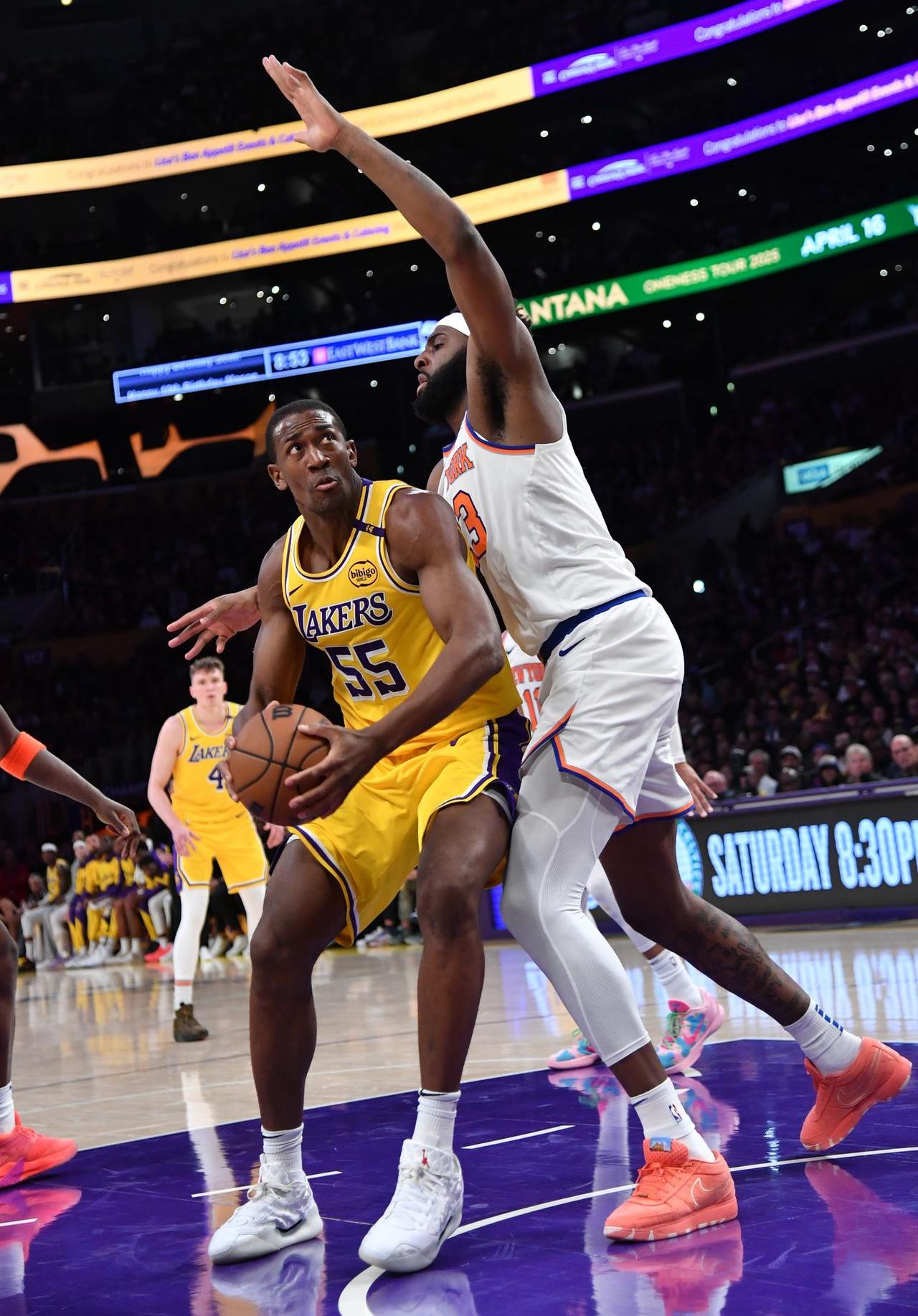 清晨体能课后，布鲁克林篮网遗憾出局备战NBA总决赛，球迷炸锅，年轻球员得到机会的简单介绍