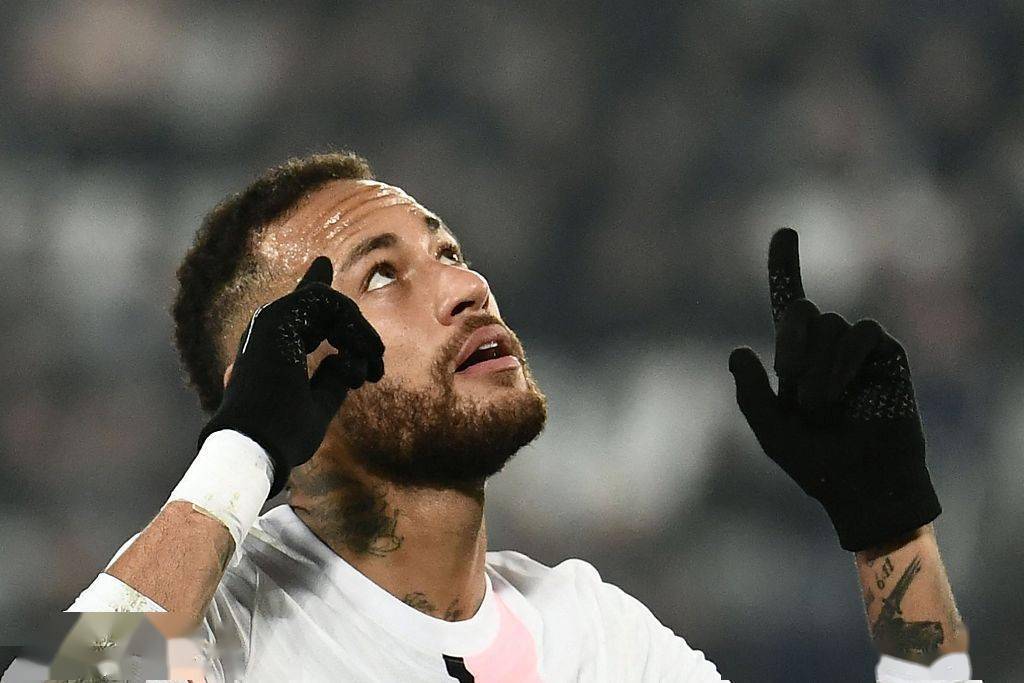 爱游戏官网 -里程碑夜！罗马状态回暖，法甲转会期刷纪录，压力陡增，赛季目标并未改变的简单介绍